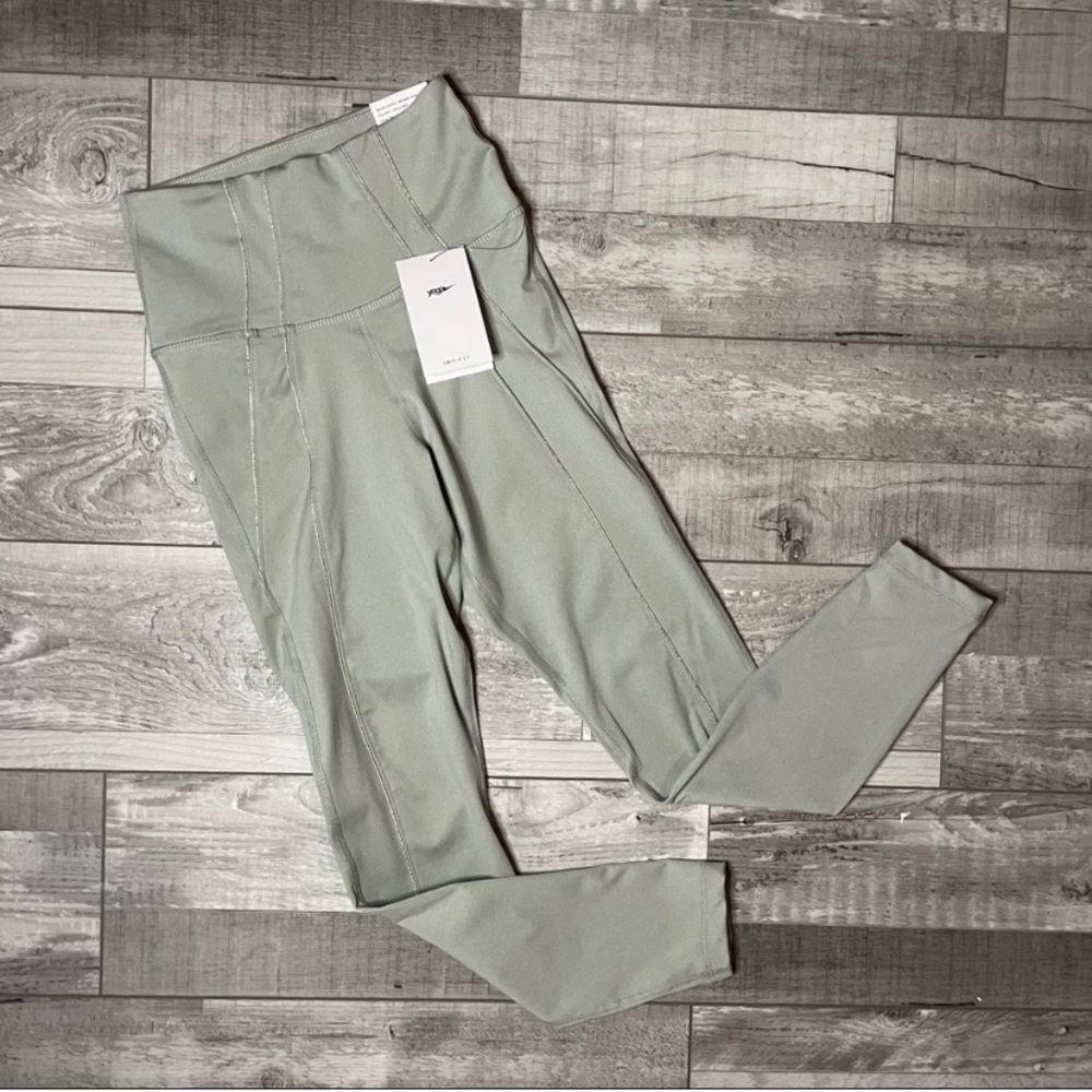 NWT Nike Dri-Fit High Waisted Metallic Trim Yoga Leggings